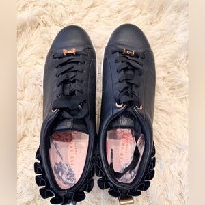 Ted Baker Astrina sneakers
